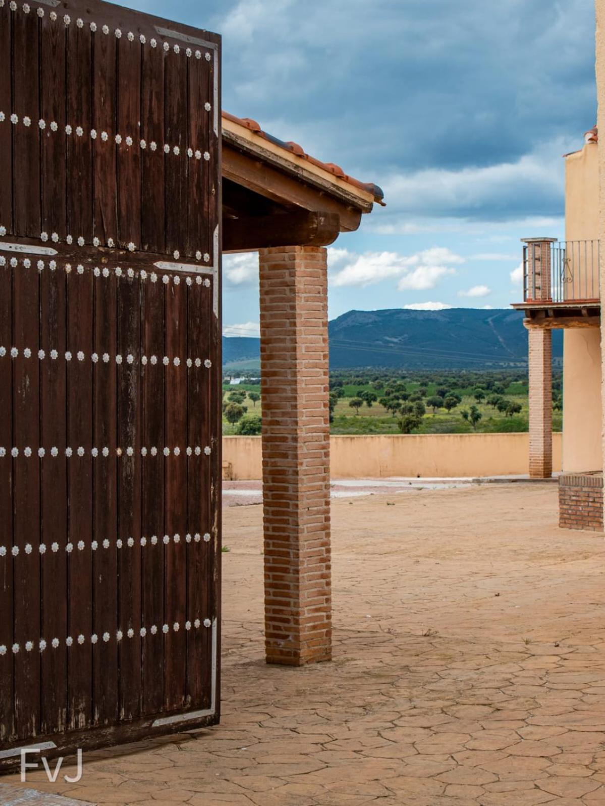 Finca Casa Rural De La Mata Toledo Eksteriør billede